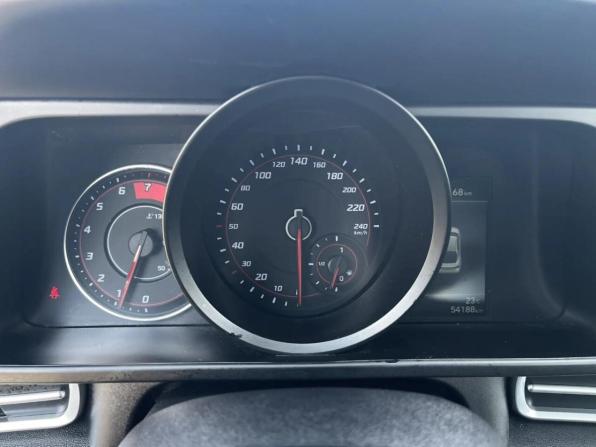 Hyundai Elantra VII (CN7) с пробегом 2022 года, цена 2 114 382 рубля, 54000 км, седан, Автокод Объявления