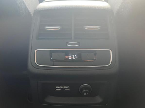 Audi A4 V (B9) Рестайлинг с пробегом 2021 года, цена 3 499 000 рублей, 65262 км, седан, Автокод Объявления