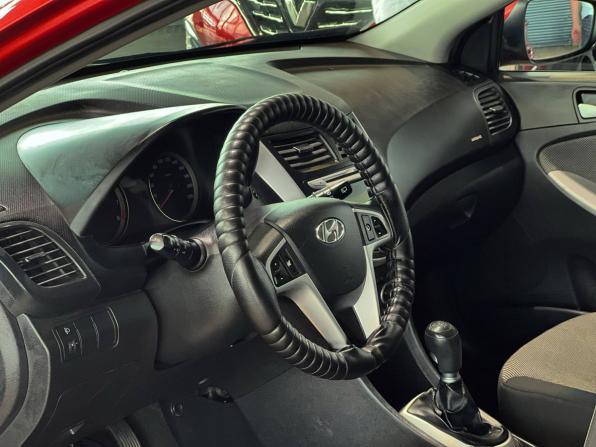 Hyundai Solaris I с пробегом 2011 года, цена 730 000 рублей, 127509 км, хэтчбек, Автокод Объявления