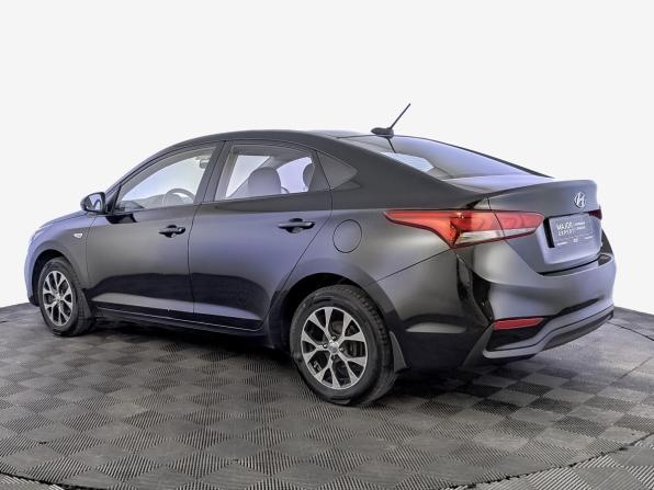 Hyundai Solaris II с пробегом 2017 года, цена 1 175 000 рублей, 163268 км, седан, Автокод Объявления
