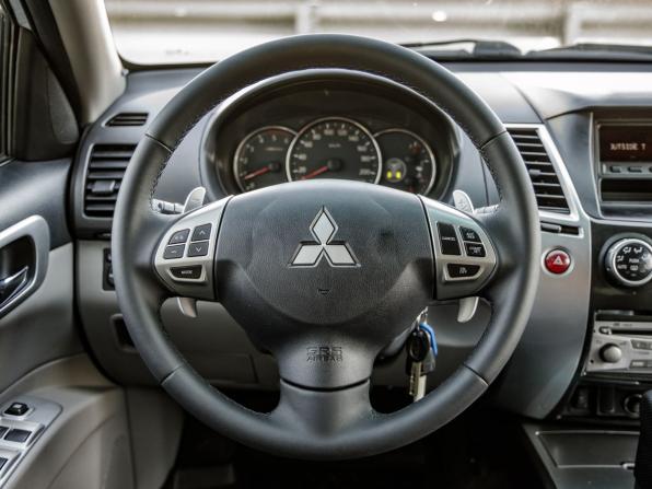 Mitsubishi Pajero Sport II с пробегом 2011 года, цена 1 898 000 рублей, 159674 км, внедорожник, Автокод Объявления