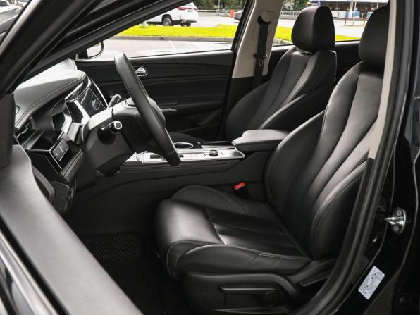 Omoda S5 с пробегом 2023 года, цена 1 559 000 рублей, 21681 км, седан, Автокод Объявления