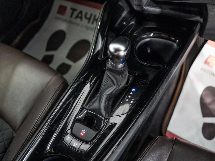 Toyota C-HR I Иркутск  - изображение 12