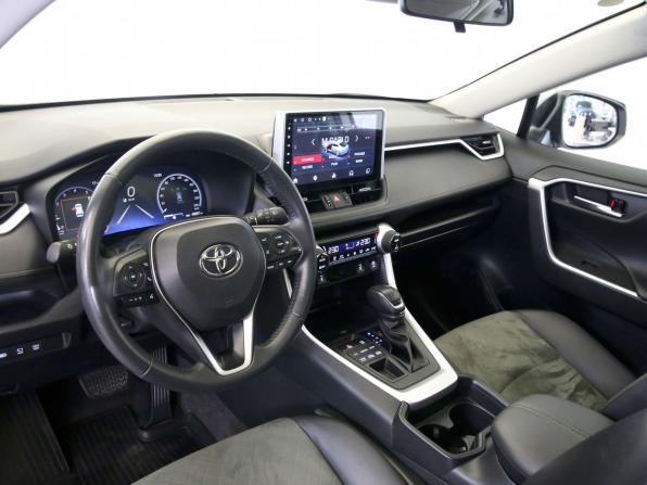 Toyota RAV4 V (XA50) с пробегом 2023 года, цена 3 690 000 рублей, 40825 км, внедорожник, Автокод Объявления