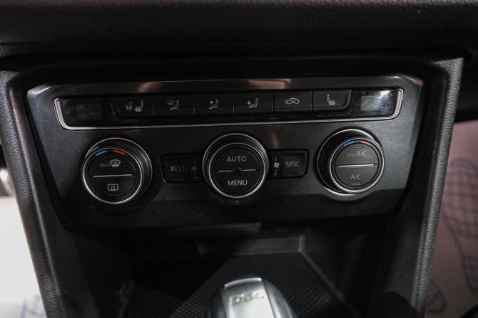 Volkswagen Tiguan II с пробегом 2018 года, цена 2 809 000 рублей, 143812 км, внедорожник, Автокод Объявления