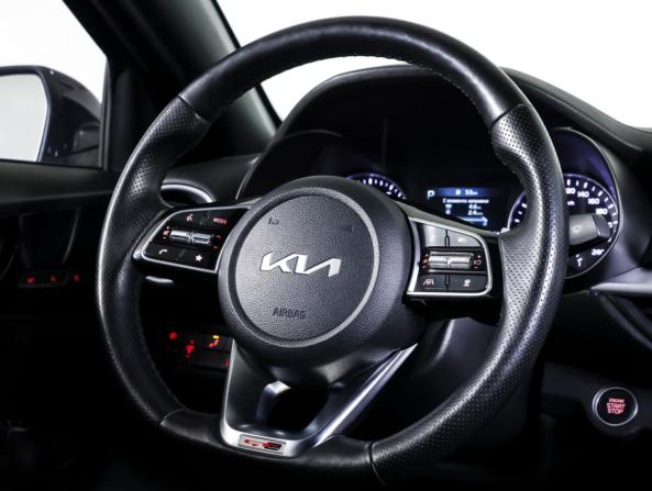 Kia Cerato IV с пробегом 2022 года, цена 2 227 000 рублей, 85760 км, седан, Автокод Объявления