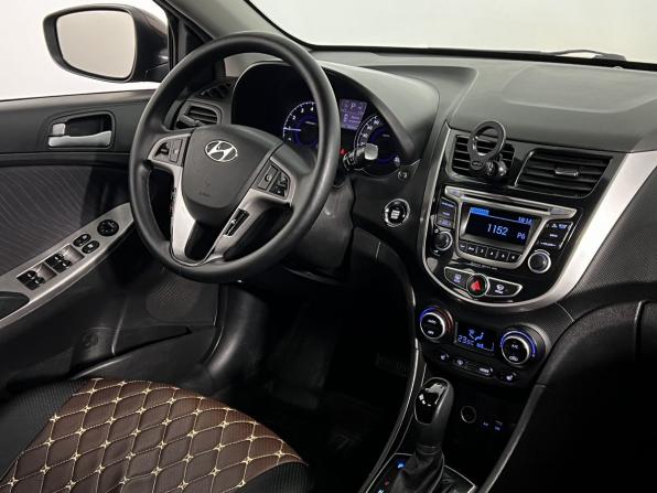 Hyundai Solaris I Рестайлинг с пробегом 2016 года, цена 1 120 000 рублей, 199655 км, седан, Автокод Объявления
