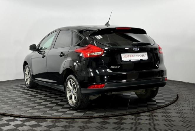 Ford Focus III Рестайлинг с пробегом 2017 года, цена 945 000 рублей, 133200 км, хэтчбек, Автокод Объявления