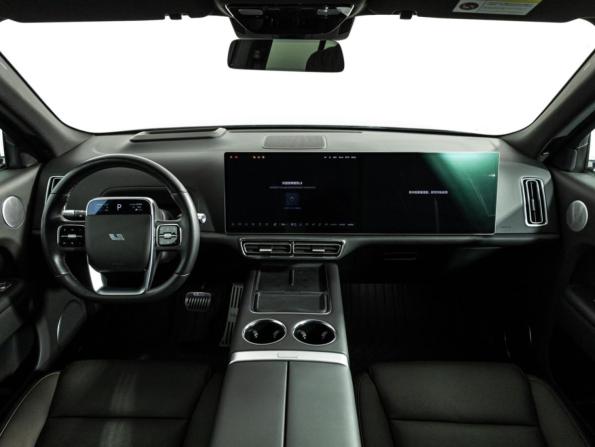 Li Auto (Lixiang) L8 I с пробегом 2023 года, цена 5 299 700 рублей, 76946 км, внедорожник, Автокод Объявления