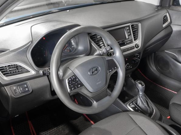 Hyundai Solaris II Рестайлинг с пробегом 2020 года, цена 1 541 200 рублей, 115000 км, седан, Автокод Объявления