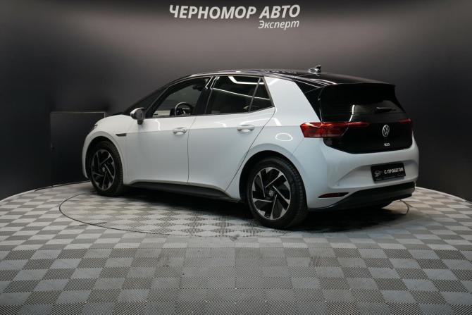 Volkswagen ID.3 I с пробегом 2020 года, цена 3 299 000 рублей, 80000 км, хэтчбек, Автокод Объявления