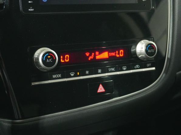 Mitsubishi Outlander III Рестайлинг 3 с пробегом 2020 года, цена 1 789 000 рублей, 201504 км, внедорожник, Автокод Объявления