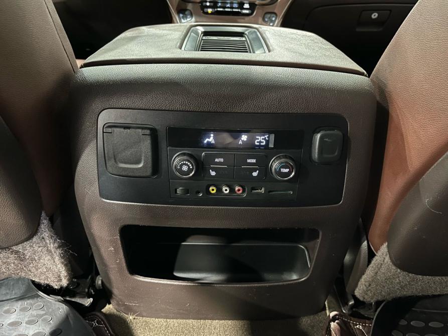 Chevrolet Tahoe IV Пермь  - изображение 18