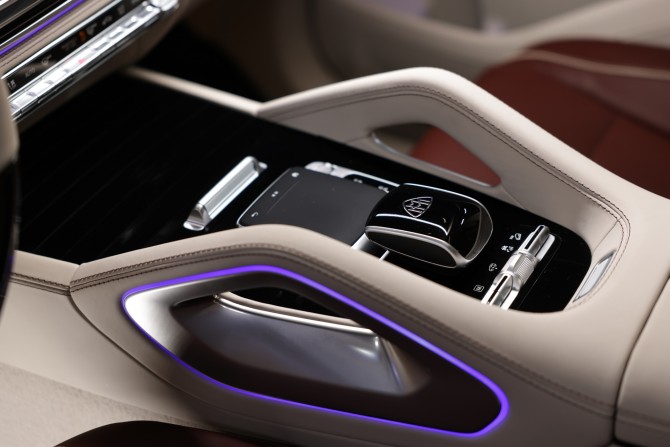 Новый Mercedes-Benz Maybach GLS I 2024 года, цена 39 000 000 рублей, внедорожник, Автокод Объявления