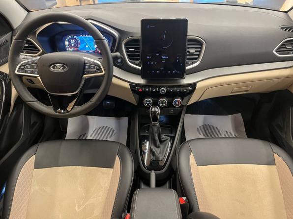 Lada (ВАЗ) Vesta I Рестайлинг (NG) с пробегом 2025 года, цена 1 649 000 рублей, 7700 км, седан, Автокод Объявления