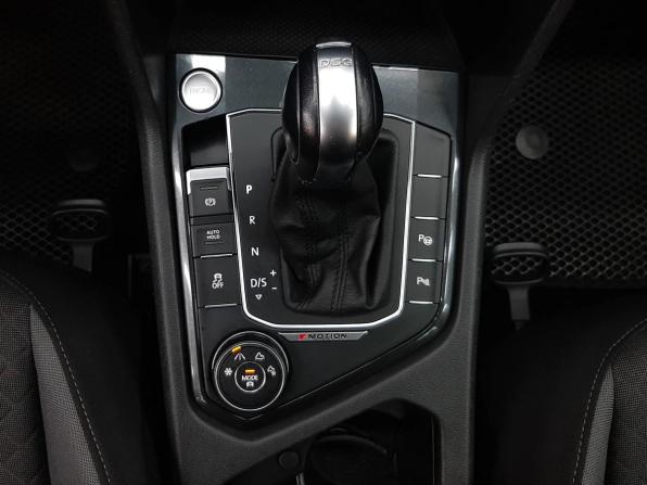 Volkswagen Tiguan II с пробегом 2017 года, цена 2 399 000 рублей, 111287 км, внедорожник, Автокод Объявления