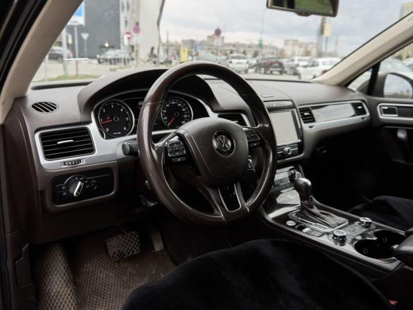Volkswagen Touareg II с пробегом 2011 года, цена 1 670 000 рублей, 402349 км, внедорожник, Автокод Объявления