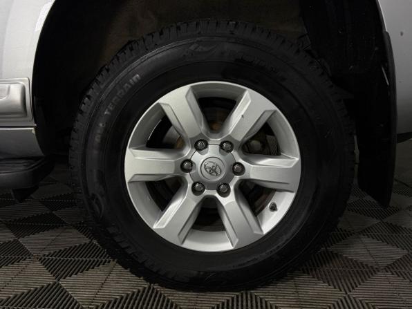 Toyota Land Cruiser Prado 150 Series Рестайлинг 1 с пробегом 2016 года, цена 3 170 000 рублей, 195460 км, внедорожник, Автокод Объявления