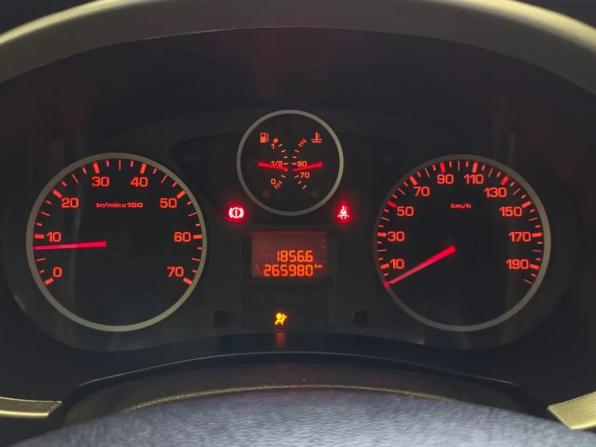 Peugeot Partner II с пробегом 2011 года, цена 520 000 рублей, 265000 км, компактвэн, Автокод Объявления