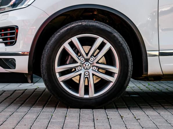 Volkswagen Touareg II Рестайлинг с пробегом 2016 года, цена 3 350 000 рублей, 92676 км, внедорожник, Автокод Объявления