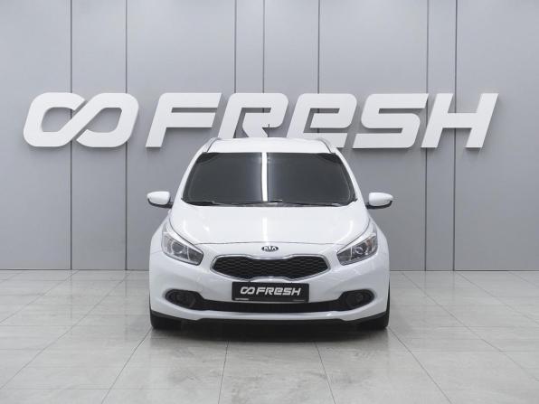 Kia Ceed II с пробегом 2013 года, цена 1 120 000 рублей, 216109 км, универсал, Автокод Объявления