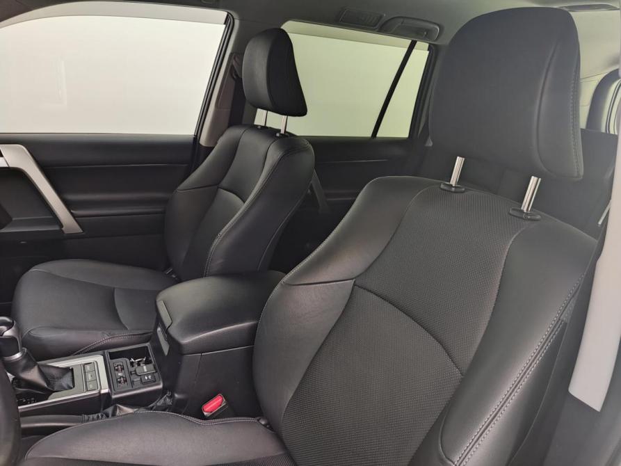 Toyota Land Cruiser Prado 150 Series Рестайлинг 2 Барнаул  - изображение 18