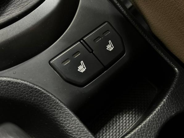 Kia Rio III Рестайлинг с пробегом 2017 года, цена 995 000 рублей, 176300 км, хэтчбек, Автокод Объявления