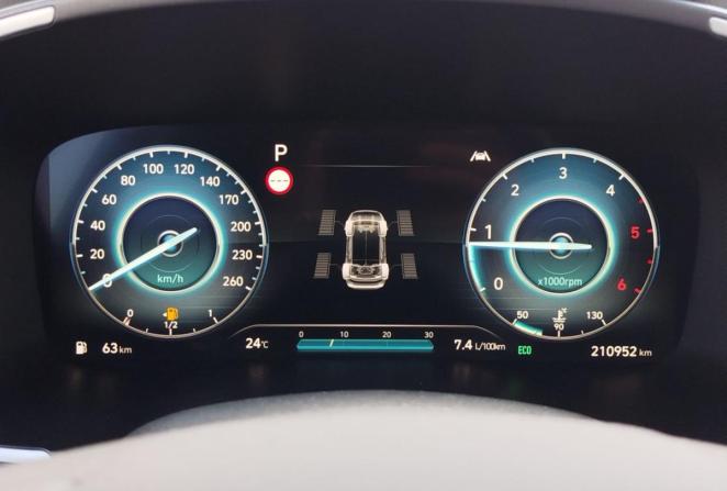 Hyundai Santa Fe IV Рестайлинг с пробегом 2021 года, цена 2 940 000 рублей, 210952 км, внедорожник, Автокод Объявления