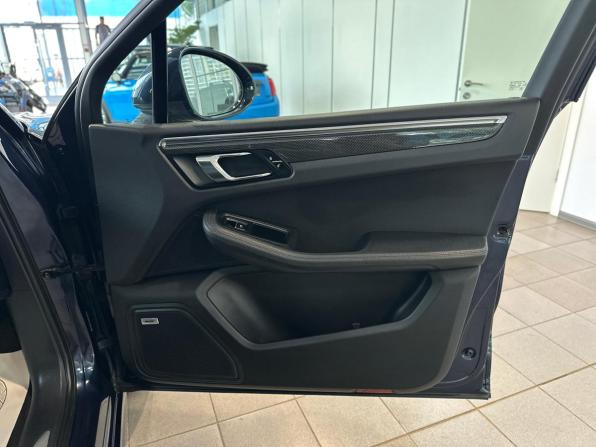 Porsche Macan I с пробегом 2014 года, цена 2 250 000 рублей, 186628 км, внедорожник, Автокод Объявления