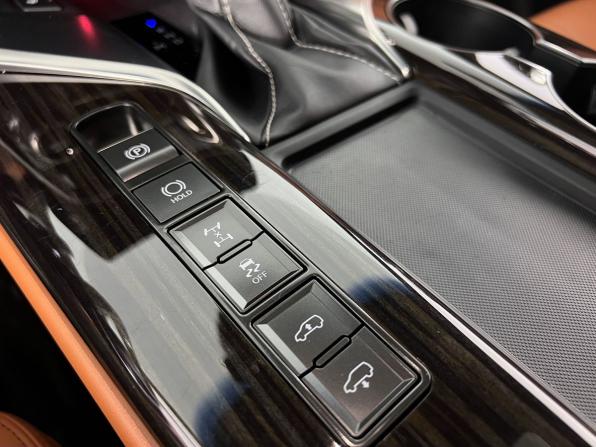 Lexus LX IV с пробегом 2022 года, цена 16 935 000 рублей, 45625 км, внедорожник, Автокод Объявления