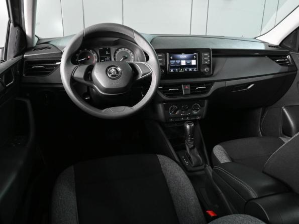 Skoda Rapid II с пробегом 2021 года, цена 1 699 000 рублей, 94390 км, лифтбек, Автокод Объявления