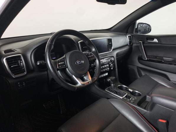 Kia Sportage IV Рестайлинг с пробегом 2018 года, цена 2 625 000 рублей, 61580 км, внедорожник, Автокод Объявления