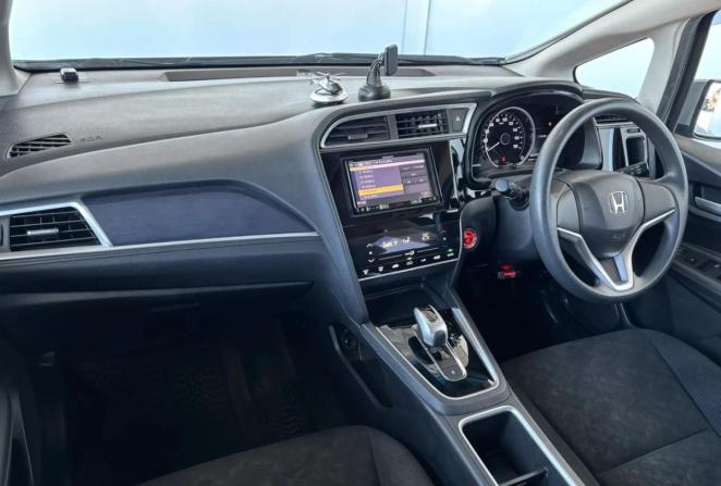 Honda Shuttle II с пробегом 2018 года, цена 1 230 000 рублей, 108877 км, универсал, Автокод Объявления