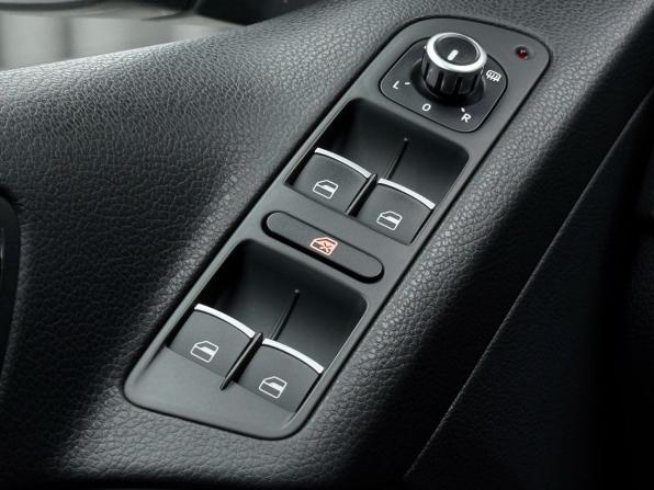 Volkswagen Tiguan I Рестайлинг с пробегом 2014 года, цена 1 699 000 рублей, 168243 км, внедорожник, Автокод Объявления