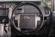 Toyota Voxy II (R70) Томск  - изображение 30