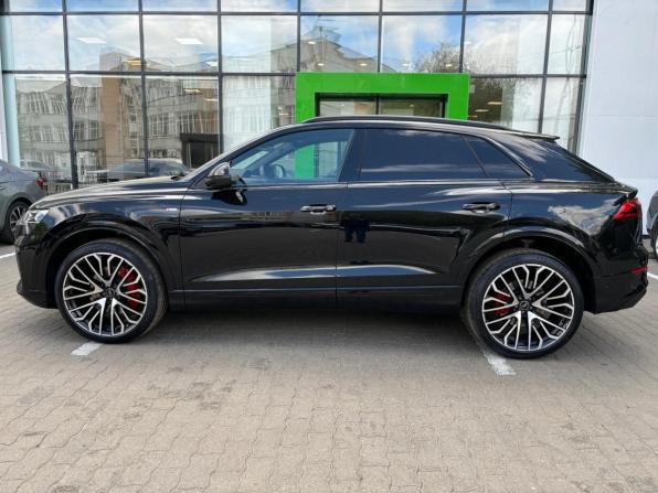 Audi Q8 I (4M) Рестайлинг с пробегом 2025 года, цена 15 999 000 рублей, 10 км, внедорожник, Автокод Объявления