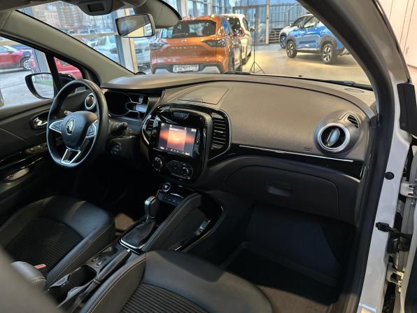 Renault Kaptur I Рестайлинг с пробегом 2020 года, цена 1 600 000 рублей, 51770 км, внедорожник, Автокод Объявления