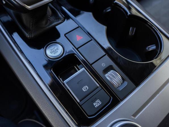 Volkswagen Touareg III с пробегом 2020 года, цена 4 350 000 рублей, 151548 км, внедорожник, Автокод Объявления