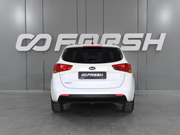 Kia Ceed II с пробегом 2015 года, цена 1 239 000 рублей, 171083 км, универсал, Автокод Объявления