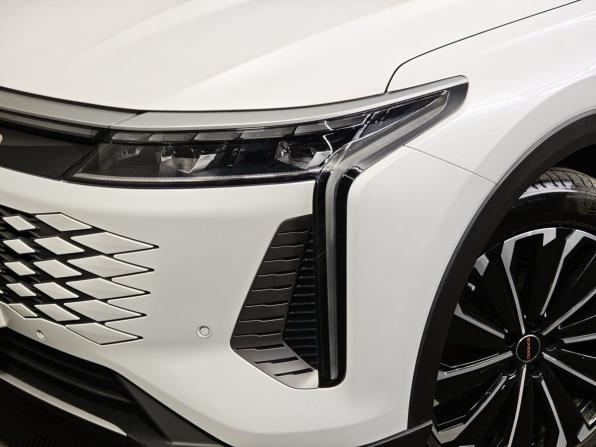 Exeed RX с пробегом 2023 года, цена 2 885 000 рублей, 28202 км, внедорожник, Автокод Объявления