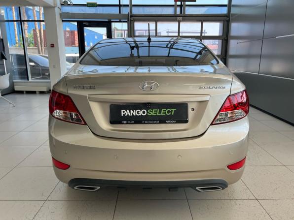 Hyundai Solaris I с пробегом 2012 года, цена 849 000 рублей, 165657 км, седан, Автокод Объявления