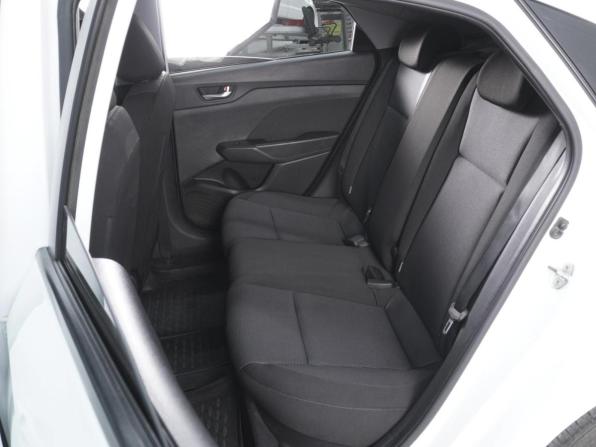 Hyundai Solaris II с пробегом 2019 года, цена 1 230 000 рублей, 119042 км, седан, Автокод Объявления