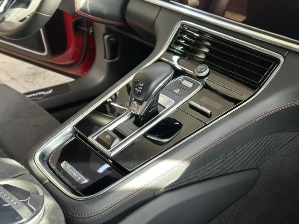 Porsche Panamera II Рестайлинг с пробегом 2021 года, цена 17 950 000 рублей, 11506 км, лифтбек, Автокод Объявления
