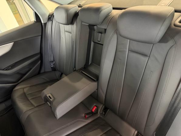 Audi A4 V (B9) Рестайлинг с пробегом 2020 года, цена 1 870 000 рублей, 195676 км, седан, Автокод Объявления