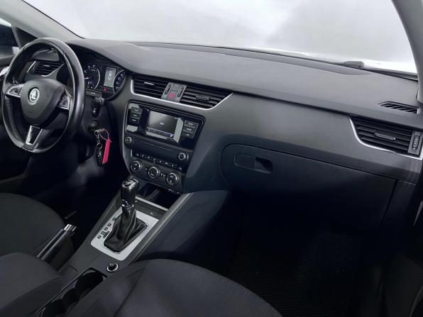 Skoda Octavia III (A7) с пробегом 2014 года, цена 1 130 000 рублей, 235093 км, лифтбек, Автокод Объявления
