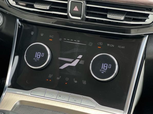 Exeed VX I с пробегом 2022 года, цена 2 539 000 рублей, 69900 км, внедорожник, Автокод Объявления