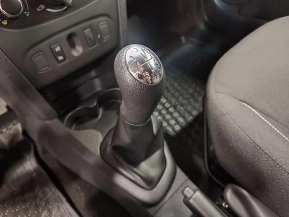 Renault Sandero II Рестайлинг с пробегом 2019 года, цена 950 020 рублей, 138201 км, хэтчбек, Автокод Объявления