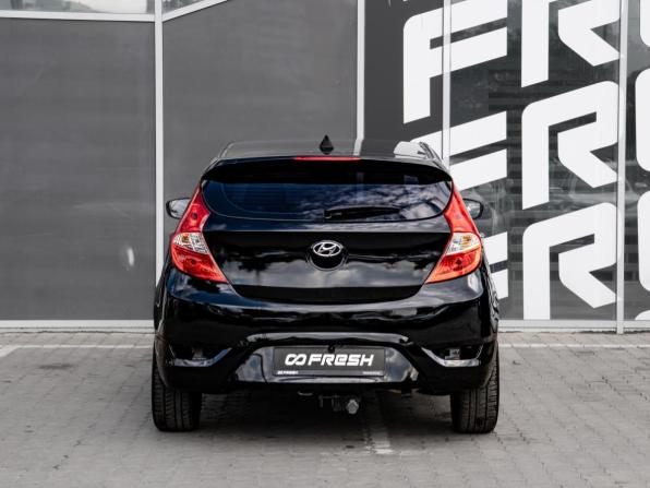 Hyundai Solaris I Рестайлинг с пробегом 2015 года, цена 928 000 рублей, 206657 км, хэтчбек, Автокод Объявления