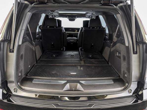 Cadillac Escalade-V I Рестайлинг с пробегом 2025 года, цена 17 500 000 рублей, 17126 км, внедорожник, Автокод Объявления