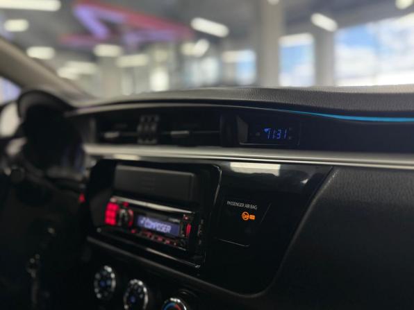 Toyota Corolla XI (E160 E170 E180) с пробегом 2014 года, цена 850 000 рублей, 236483 км, седан, Автокод Объявления